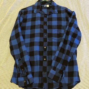Blue and black plaid shirt size M